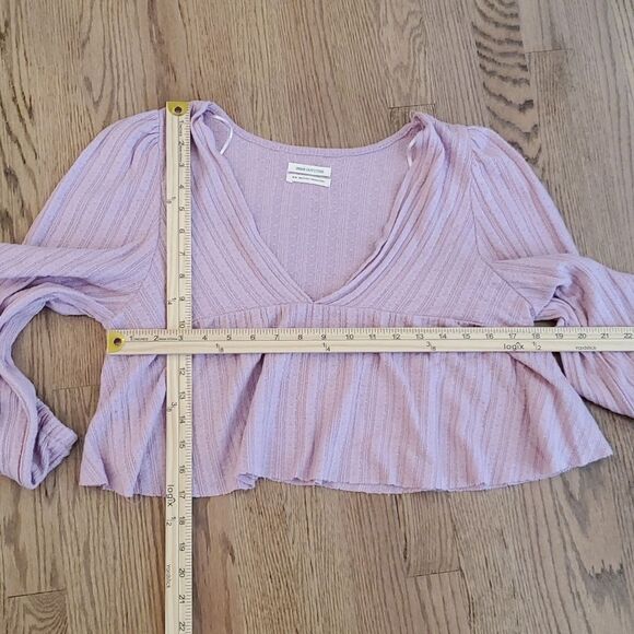 URBAN OUTFITTERS CROPPED BABYDOLL TOP PUFF SLEEVES V-NECK KNIT LILAC MEDIUM - Picture 10 of 11